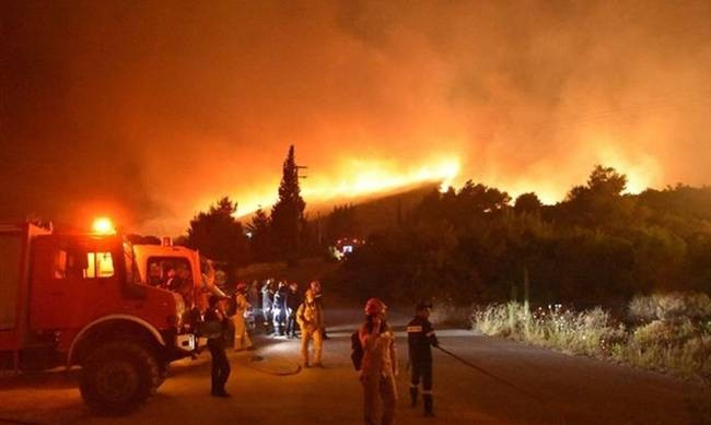 Δήμαρχος Ζακύνθου: «H πυρκαγιά είναι έργο εμπρηστών» (βίντεο)